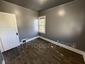 Building Photo - 3007 N 23rd St
