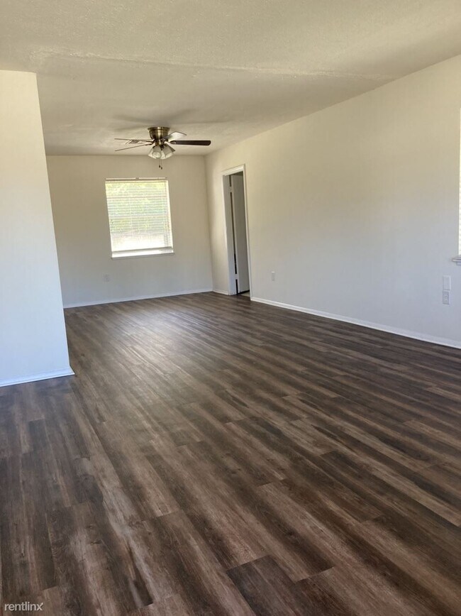 Building Photo - 3 br, 2 bath House - 2214 Swetman Blvd