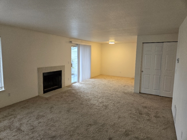 Building Photo - 12716 13th Ln SW