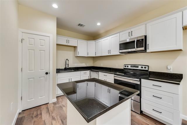 Foto del edificio - 1503 N Cates St