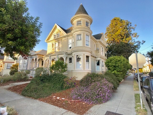 Building Photo - 2169 San Jose Ave