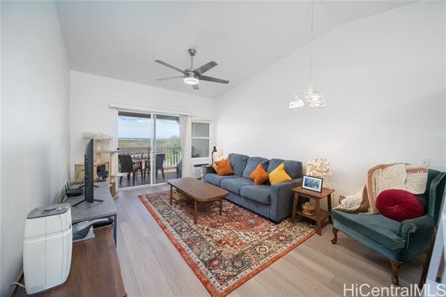 Building Photo - 94-510-510 Lumiaina St