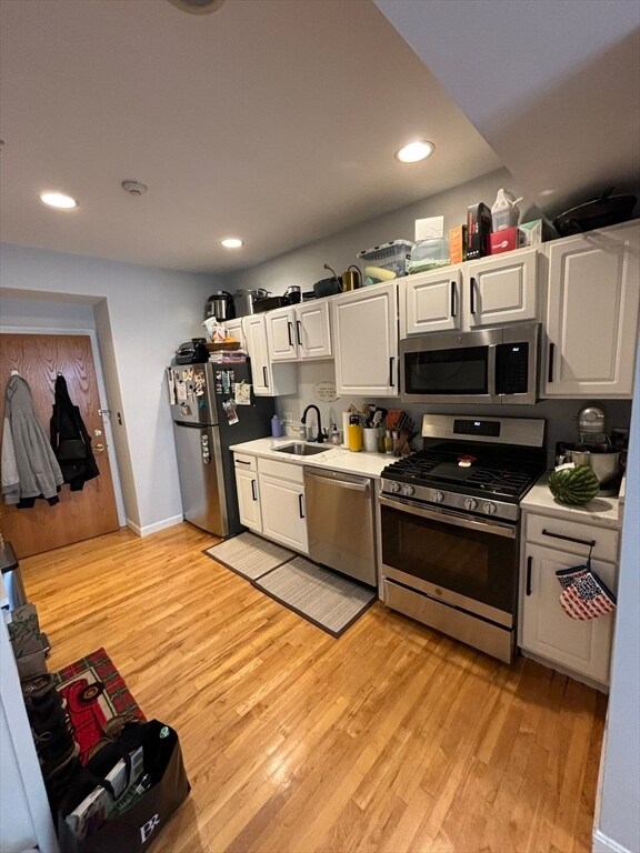Primary Photo - 464 Hanover St