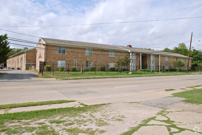 Jacry Apartments - Cedar Crossing