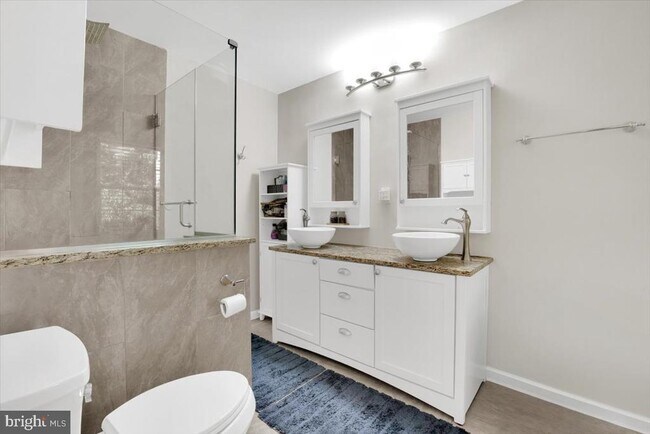 Foto del edificio - 8605 Western Oak Dr