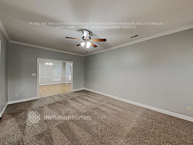 Foto del edificio - 8001 Red Oaks Trail