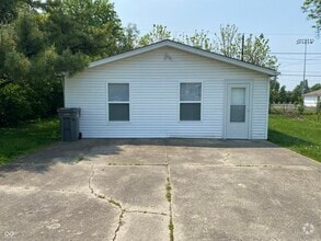 Building Photo - 1541 Norton Ave