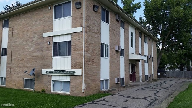 Building Photo - 724 N Pennsylvania Ave