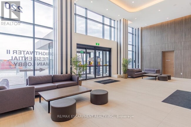 Photo du bâtiment - 220 MISSINNIHE Way