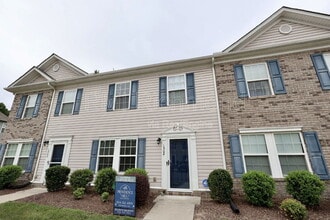 Building Photo - 1502 Stonewall Manor Dr