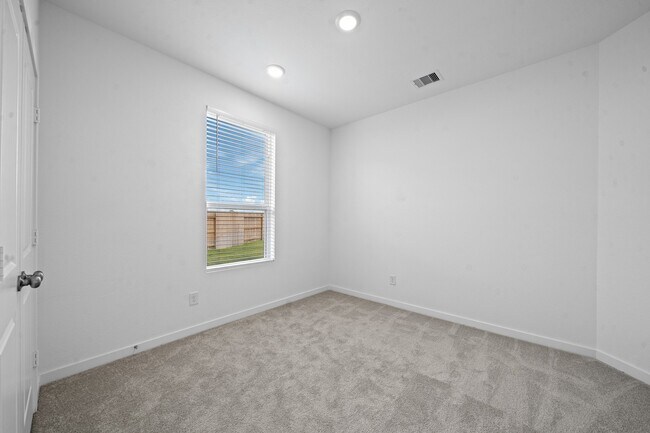 Foto del edificio - 28903 Grazing Plns Ln