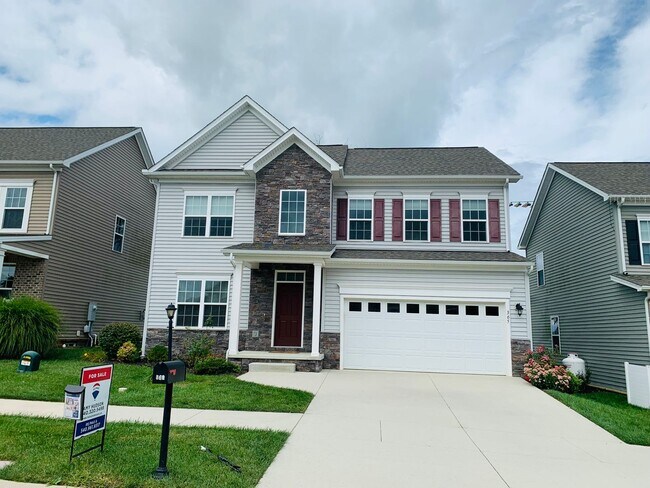 Building Photo - 365 Roudabush Dr NW