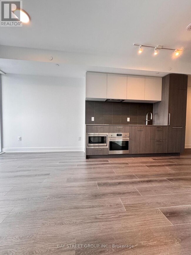 Building Photo - 36 Olive Ave