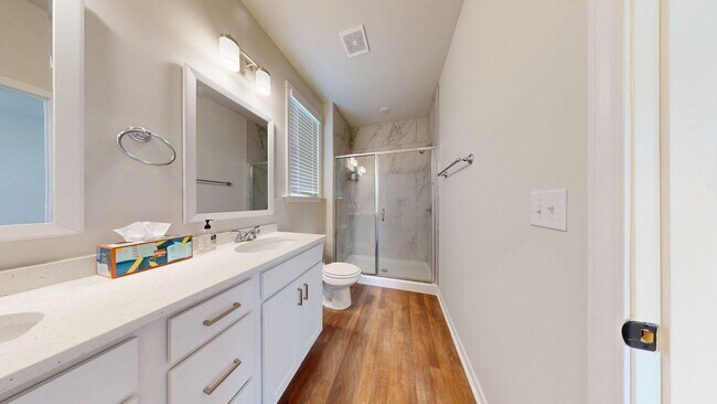 Building Photo - Beautiful Newer Construction Home on Mimms Trail!