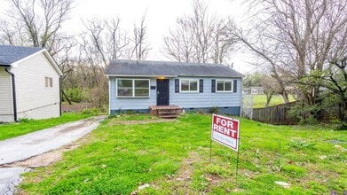 Building Photo - 801 Biddle St