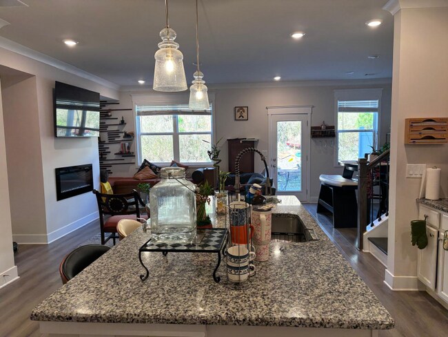 Foto del edificio - 123 Depot Lndg Rd