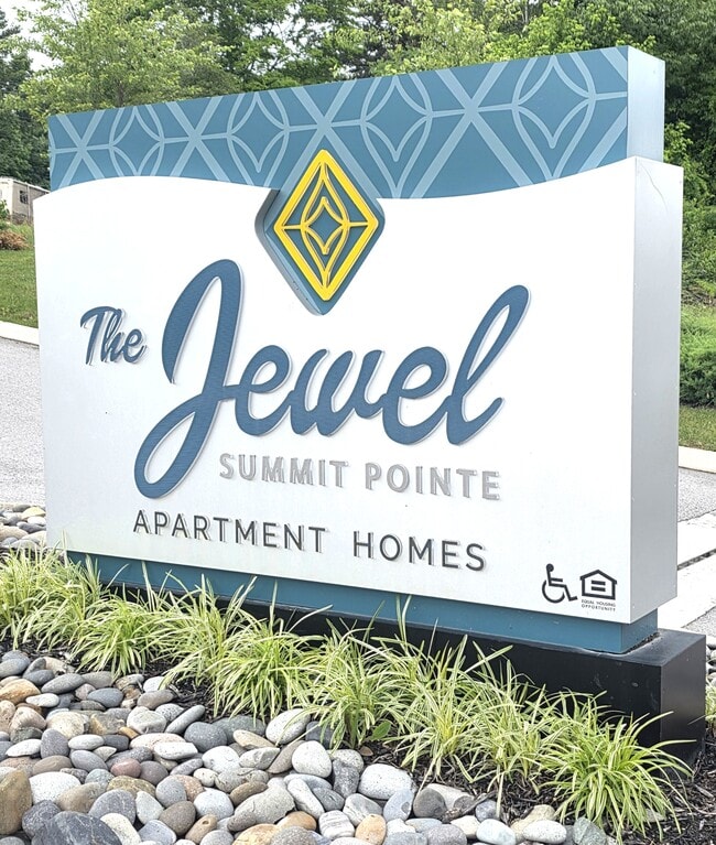 The Jewel Summit Pointe