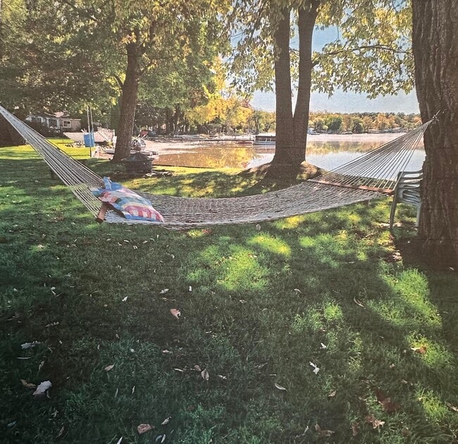 Building Photo - 5550 Joslin Dr