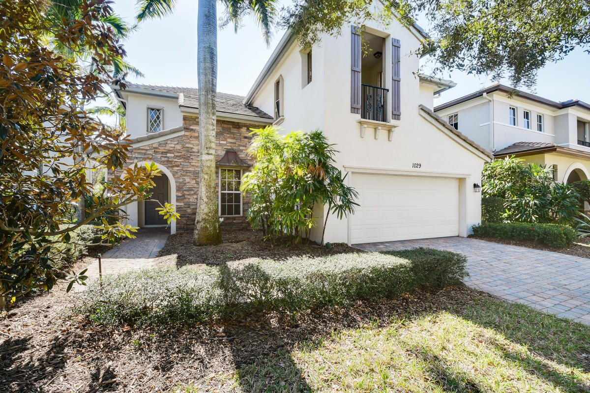 Foto principal - 1029 Vintner Blvd
