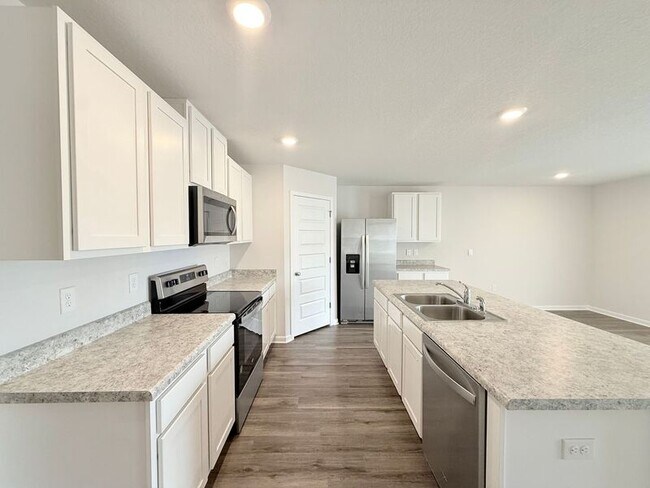 Foto del edificio - 4383 Winged Elm Ct