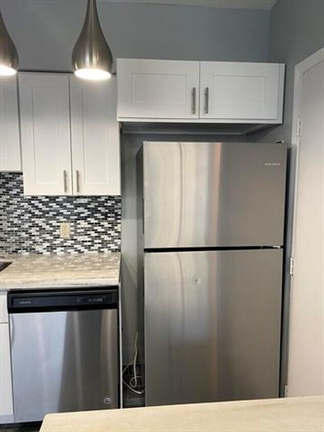 Photo - 1330 West Ave cu-403
