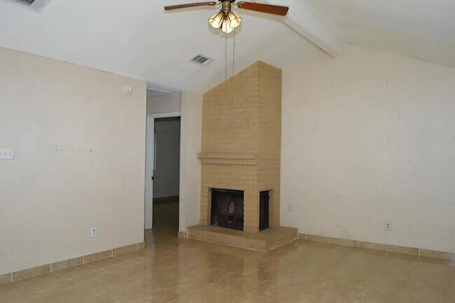Foto del edificio - 13115 Pebblewalk Cir S