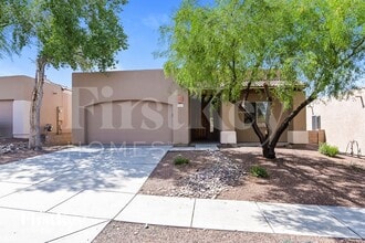 Building Photo - 13558 E High Plains Ranch St