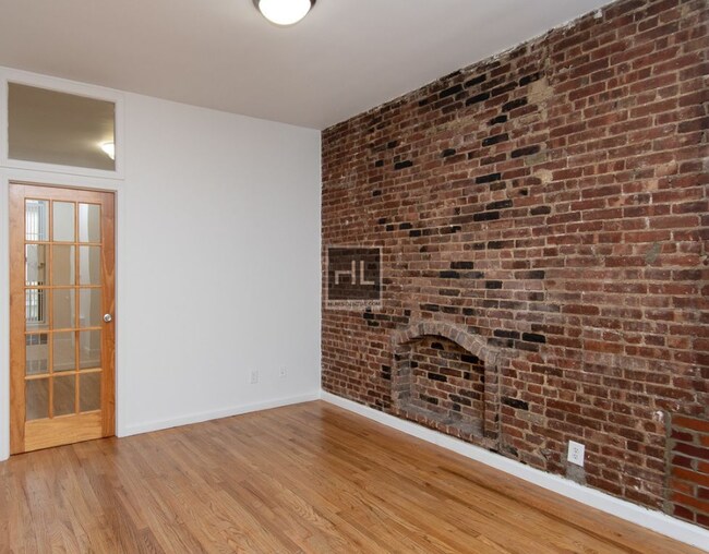 Building Photo - East 25th Street