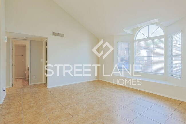 Building Photo - Charming 3 Bedroom in Phoenix!