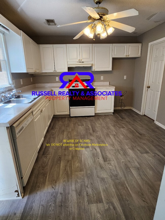 Building Photo - 4912 Cheshire Ln