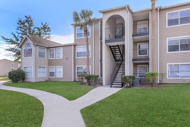Foto del edificio - 4760 Walden Cir