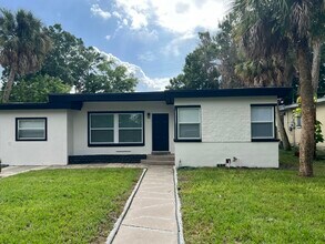 Building Photo - 1016 Chipola Rd