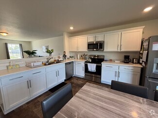 Building Photo - 10906 Constant Dr