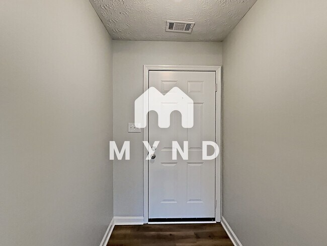 Foto del edificio - 100 Summerfield Dr