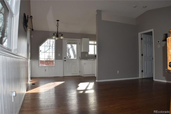 Foto del edificio - 4758 Cassidy St