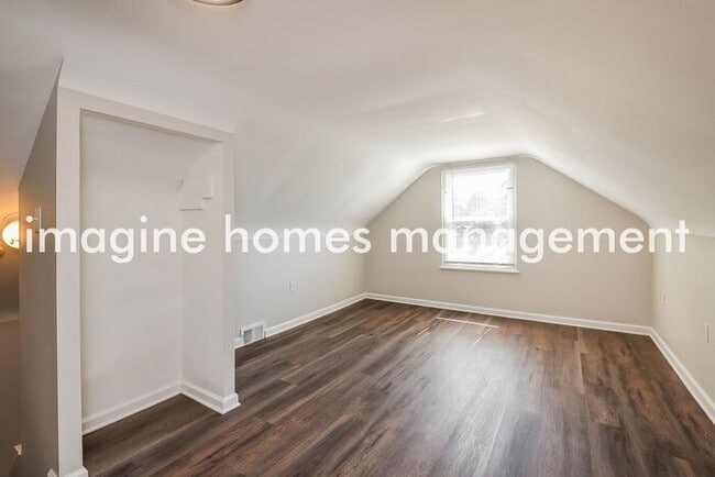 Building Photo - Charming 3 Bedroom Home in Pittsburgh