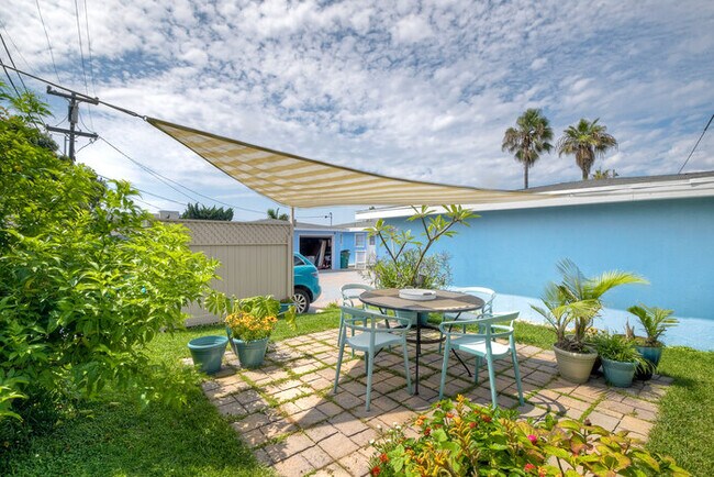 Building Photo - 167 Tamarack Ave