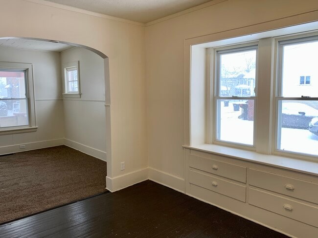 Building Photo - 1221 Girard St