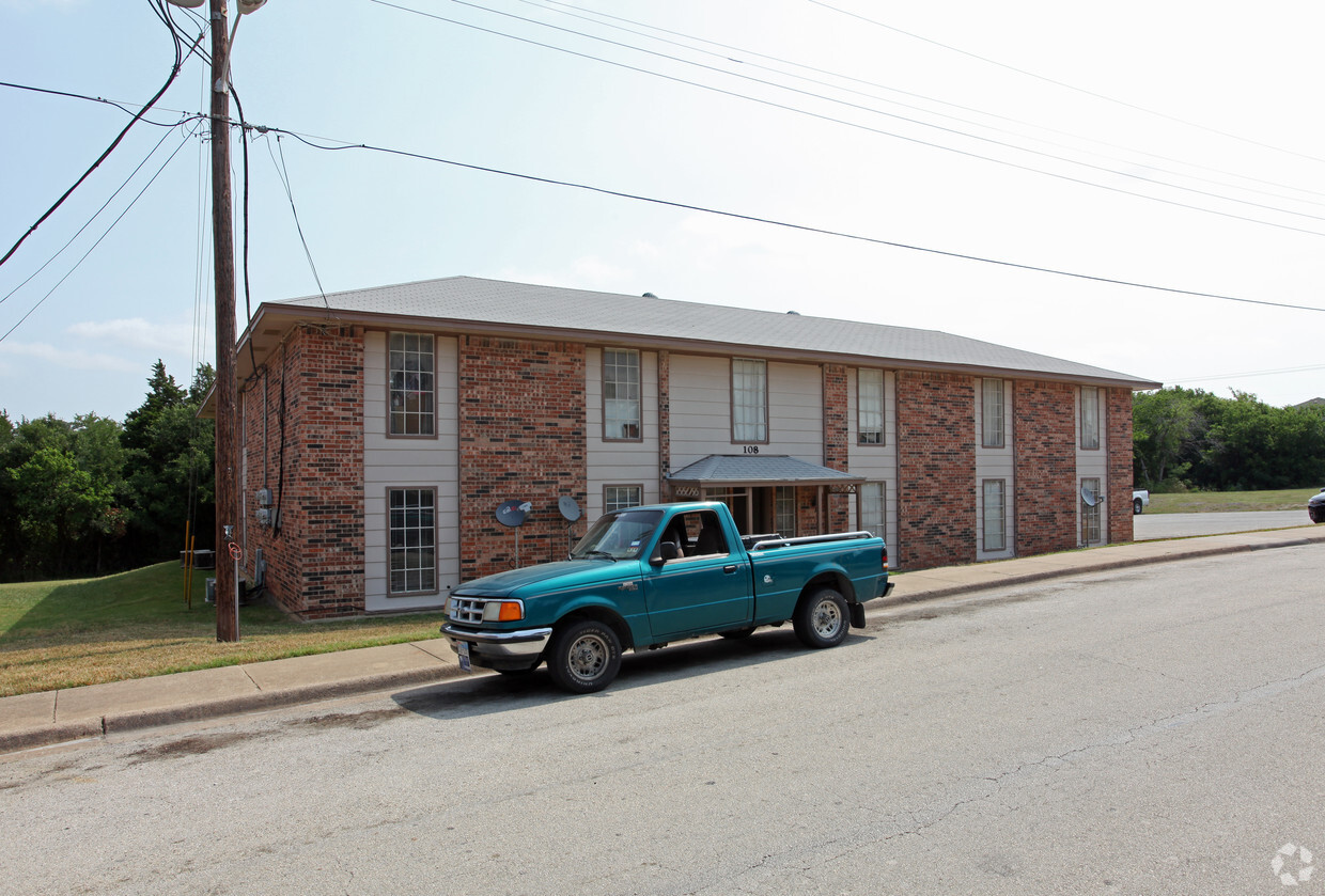 Building Photo - Pebble Creek Apartments