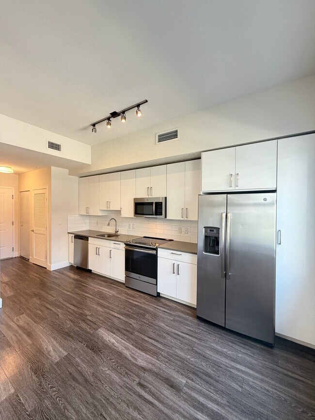 Foto del edificio - 342 NE 26th Ter