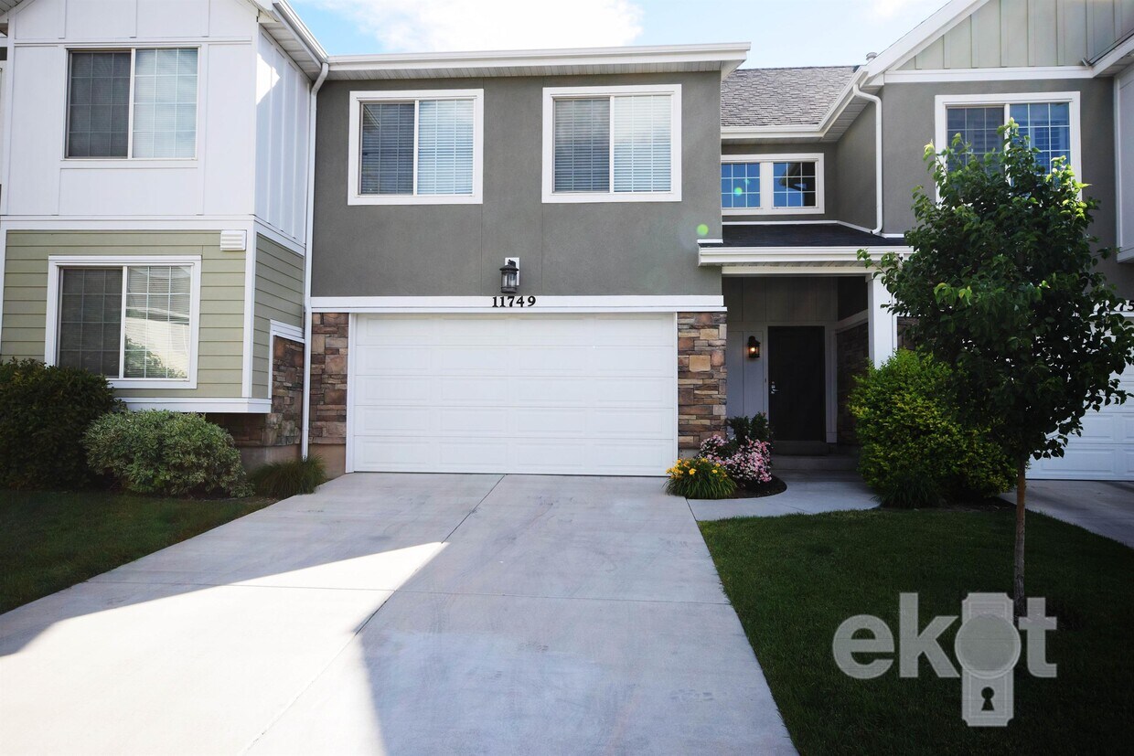 Primary Photo - 11749 Danta Dr S
