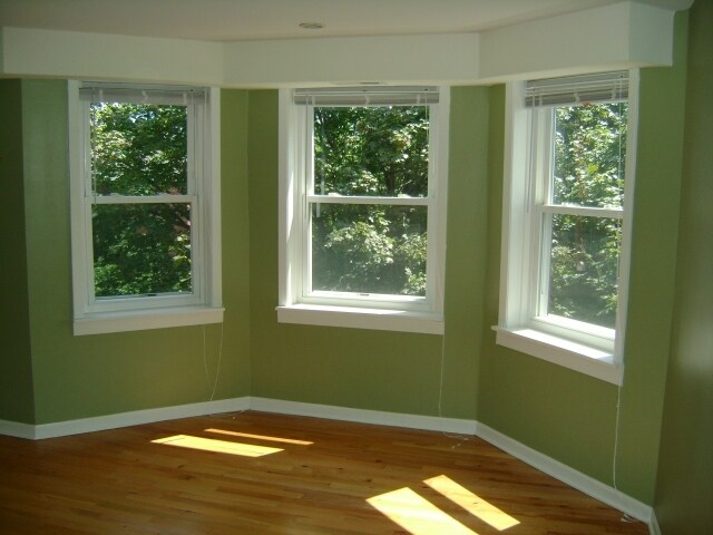 Building Photo - 2744 N Bosworth Ave