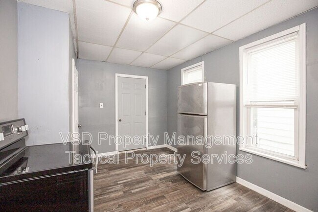 Foto del edificio - 1583 E 84th St