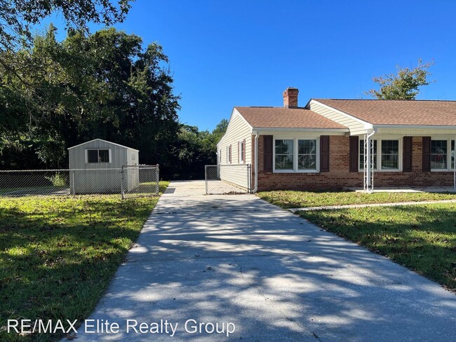 Building Photo - 4 br, 2 bath House - 200 White Oak Blvd.