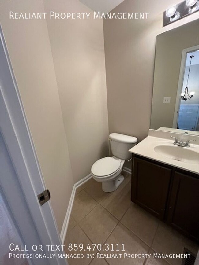 Building Photo - 404 Platt Dr