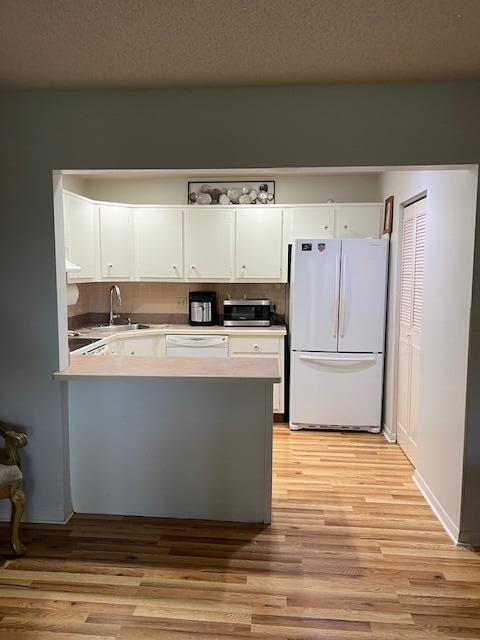 Primary Photo - 312 Knotty Pine Cir