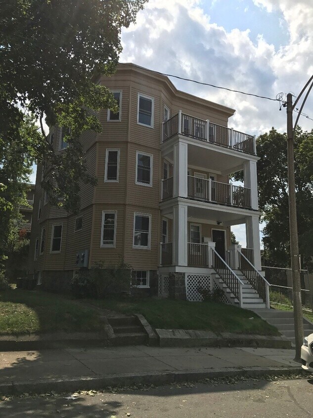 55 Iffley Rd, Boston, MA 02130