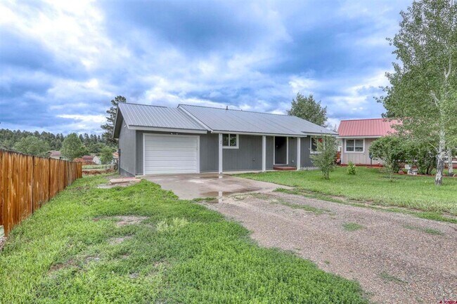 Foto del edificio - Single Family 2BR/2BTH Close to Town!