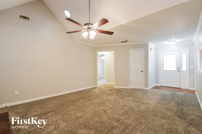 Foto del edificio - 2403 Windridge Drive Northeast