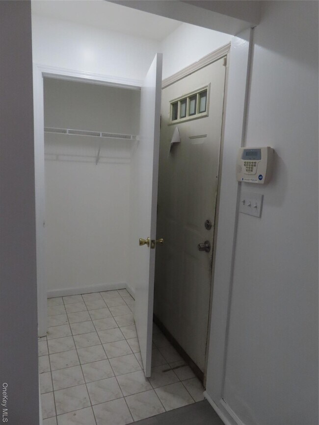 Foto del edificio - 265 Ruth Ct